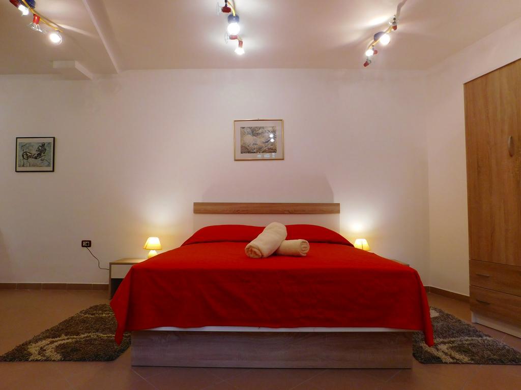 Central Apartments Circolo โรวีน ภายนอก รูปภาพ